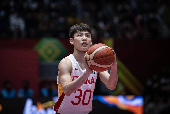 琼斯赞同徐杰观点：自信差异是河村差距主因，乃取胜核心要素